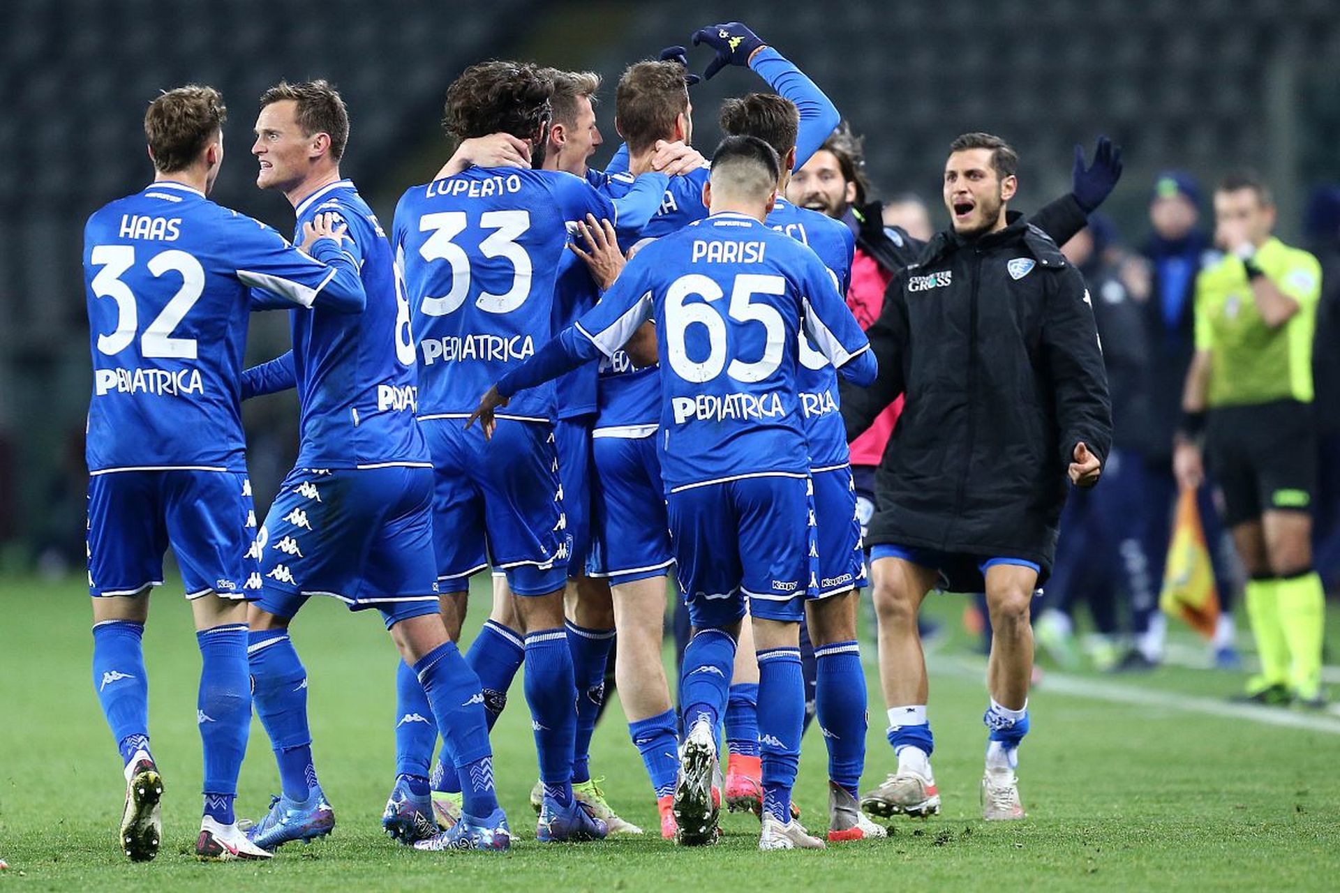 球队之间的 球队之间的